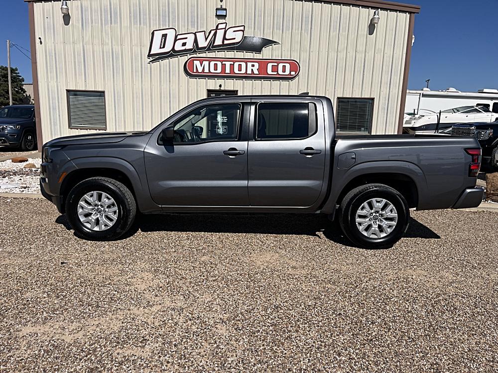 2024 Nissan Frontier SV