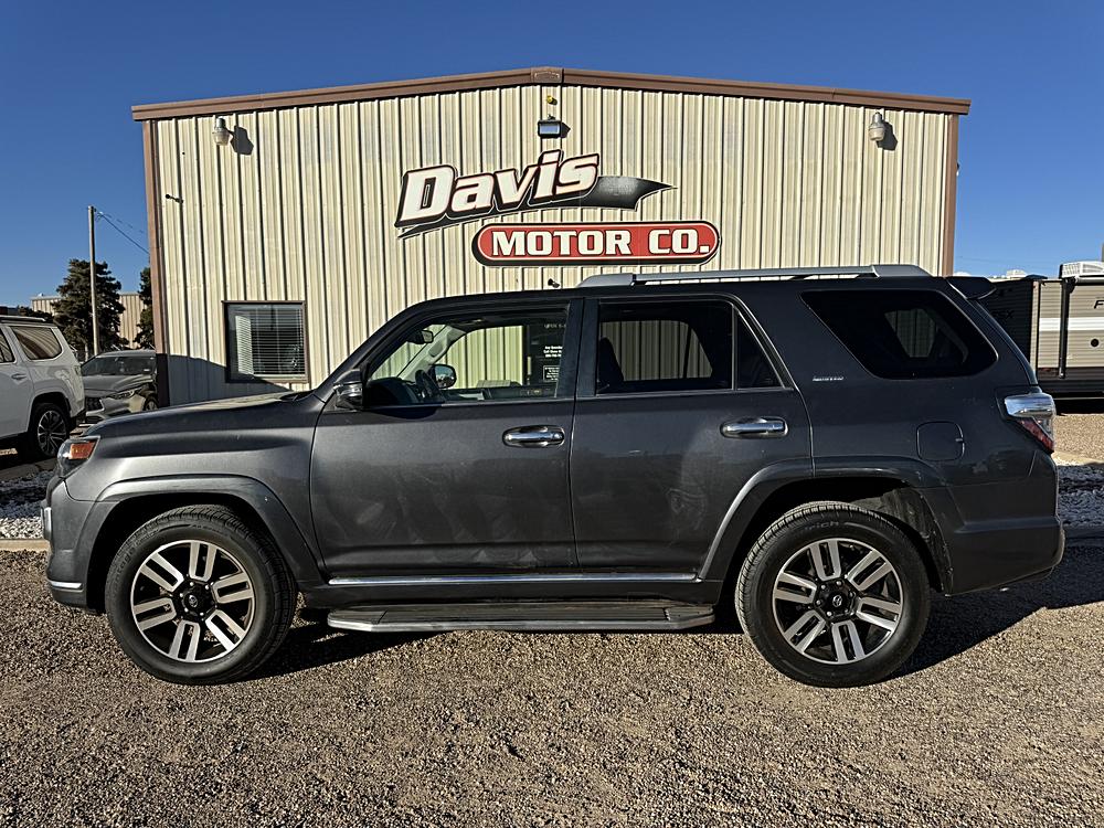 2019 Toyota 4Runner Limited's photo
