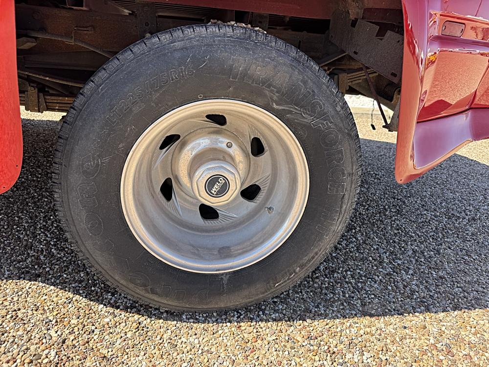 1996 GMC Sierra - Photo 10
