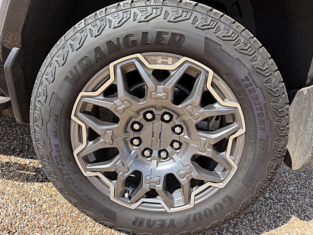 2025 GMC HUMMER EV 3X - Photo 24