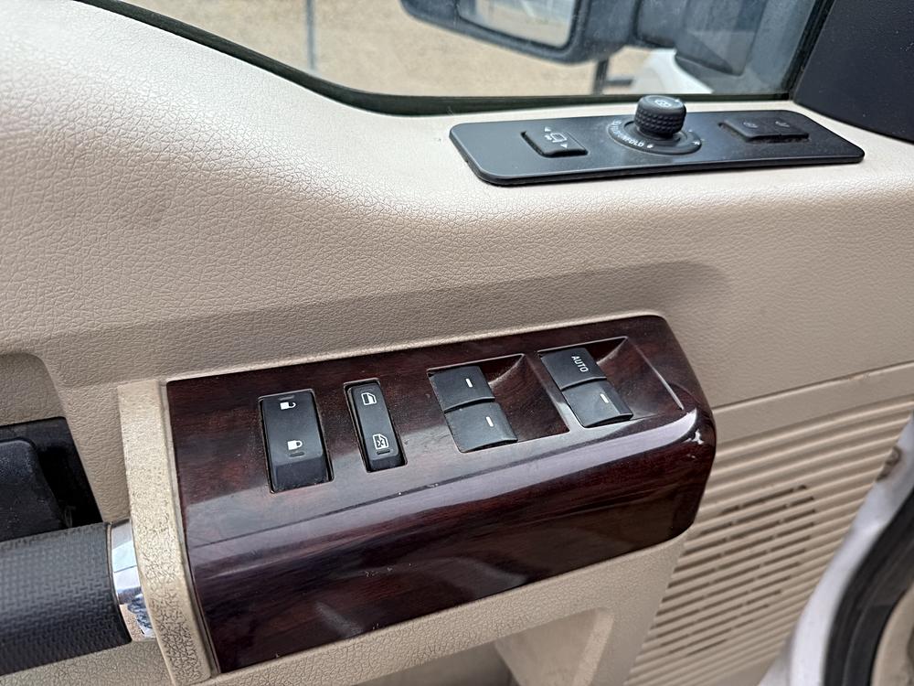 2010 Ford F-250 Super Duty Lariat - Photo 21