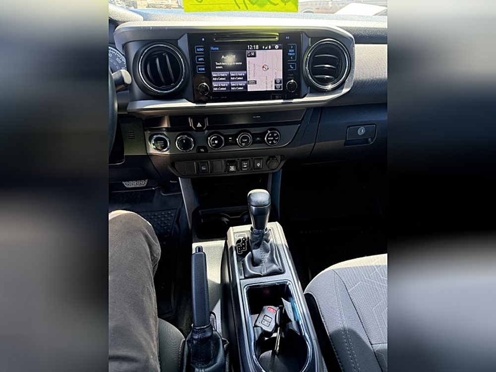 2022 Toyota Tacoma SR - Photo 17