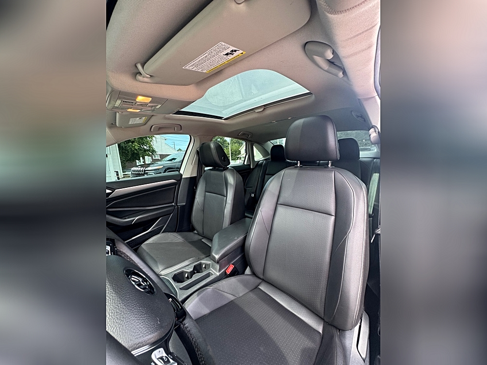 2020 Volkswagen Jetta SE - Photo 14