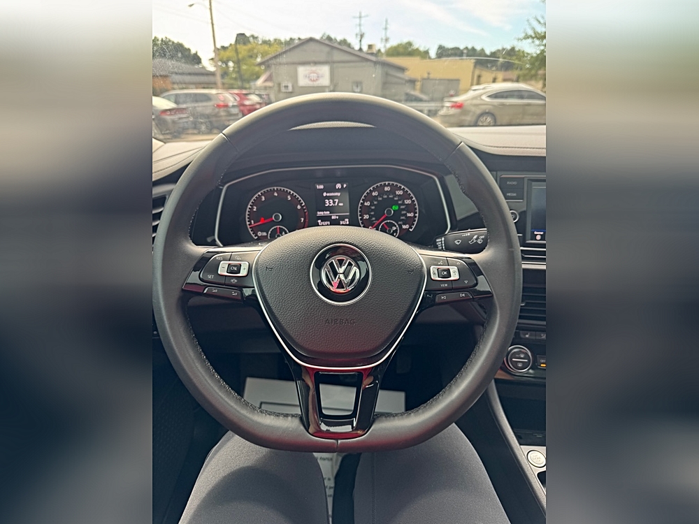 2020 Volkswagen Jetta SE - Photo 15