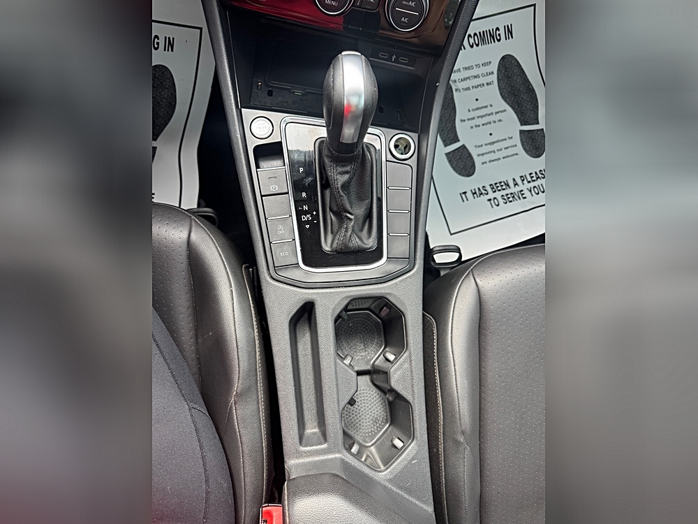 2020 Volkswagen Jetta SE - Photo 18