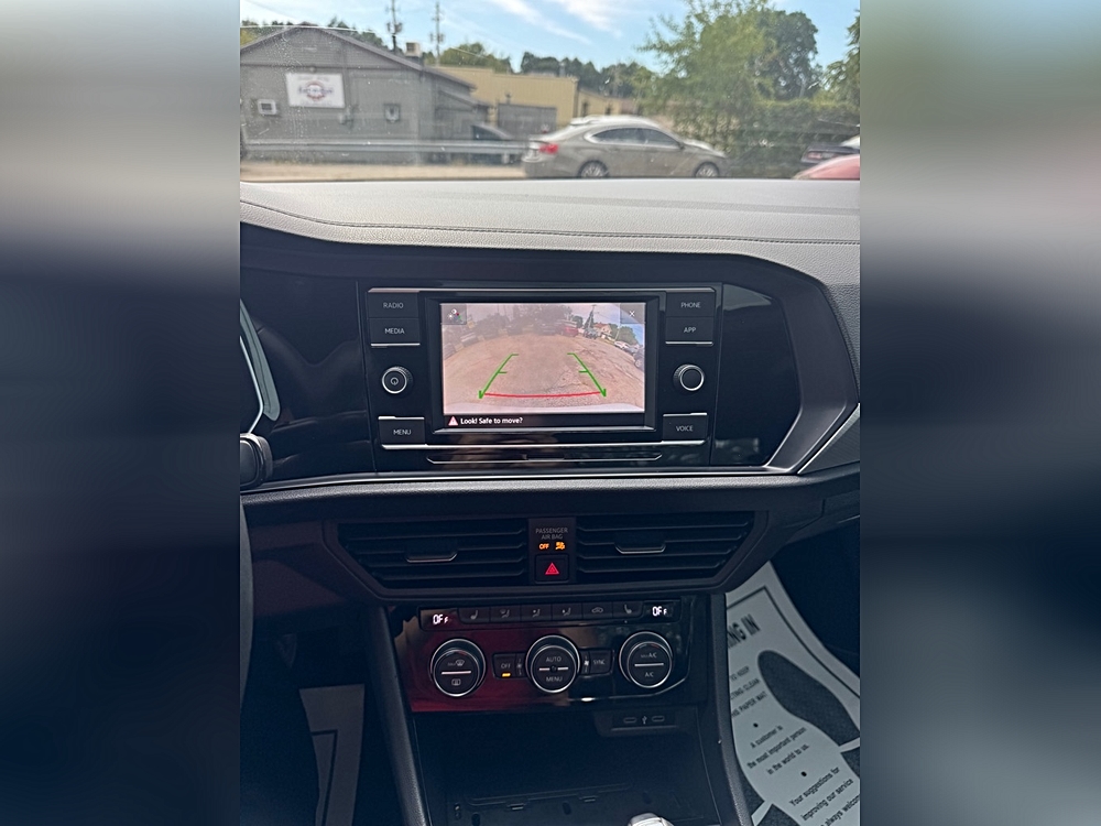 2020 Volkswagen Jetta SE - Photo 23