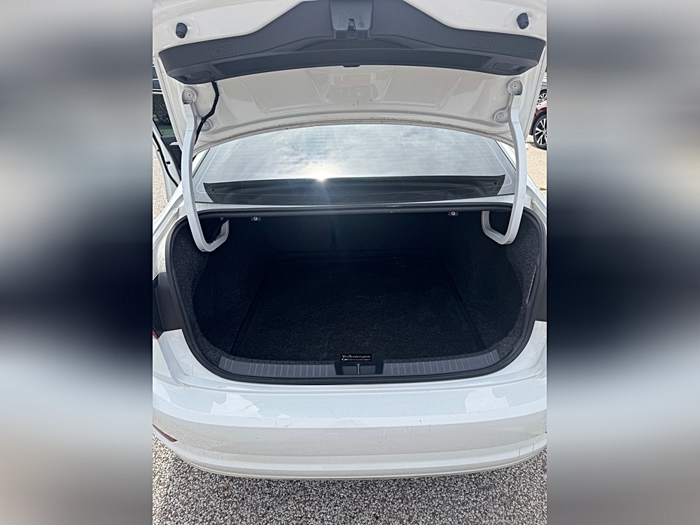 2020 Volkswagen Jetta SE - Photo 28