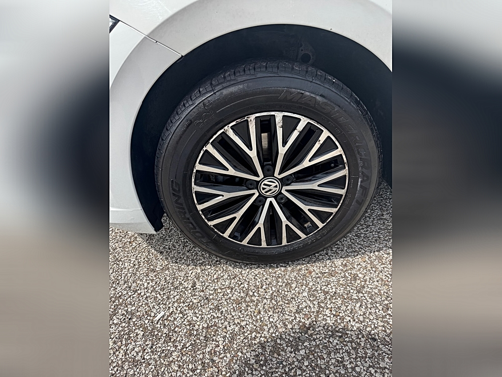 2020 Volkswagen Jetta SE - Photo 9