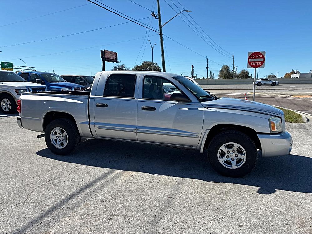 2006 Dodge Dakota SLT