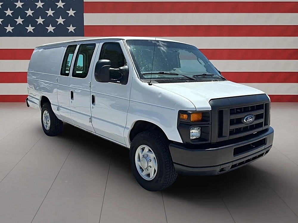 2013 Ford E-Series E-250 Extended's photo