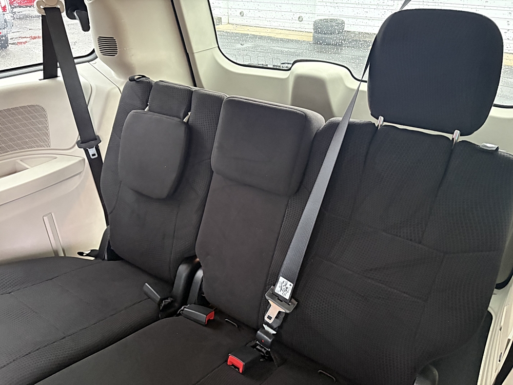 2014 Dodge Grand Caravan SE - Photo 16