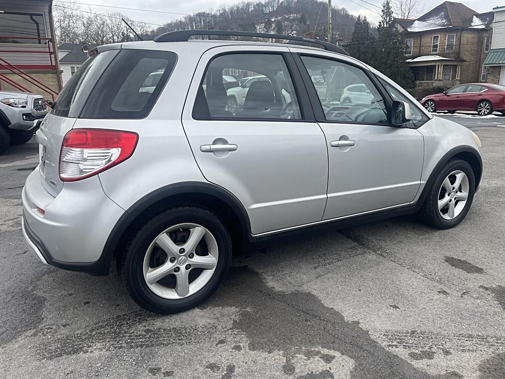 2009 Suzuki SX4 Crossover's photo