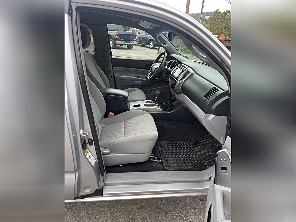 2010 Toyota Tacoma Base - Photo 13