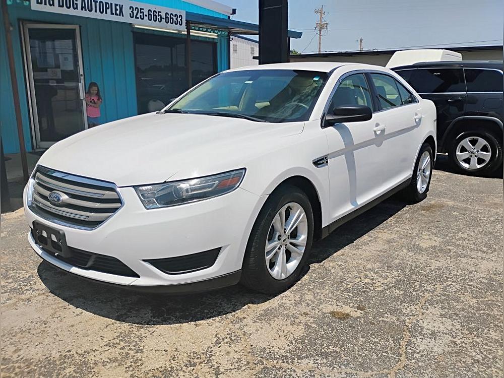 2016 Ford Taurus