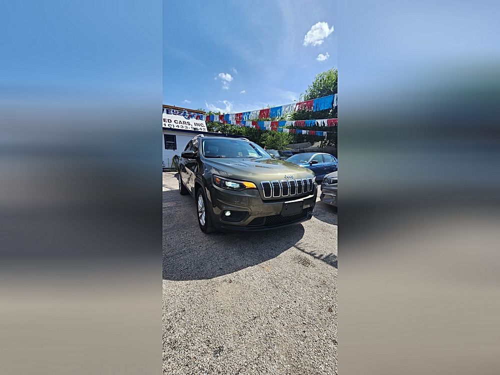 2019 Jeep Cherokee Latitude's photo