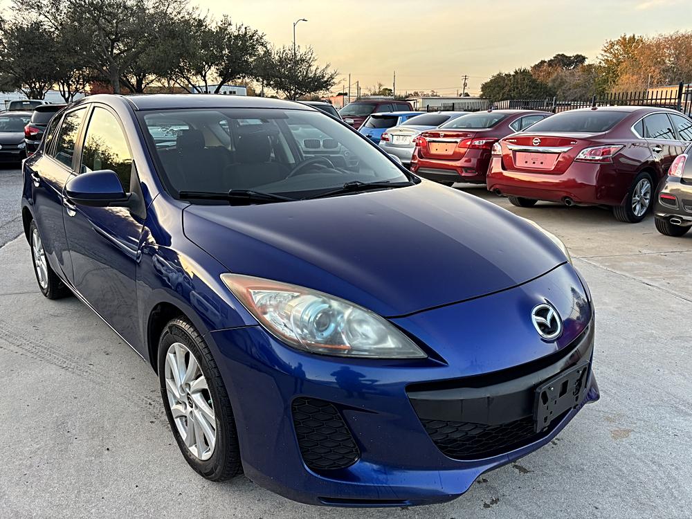 2013 Mazda MAZDA3 i Touring's photo