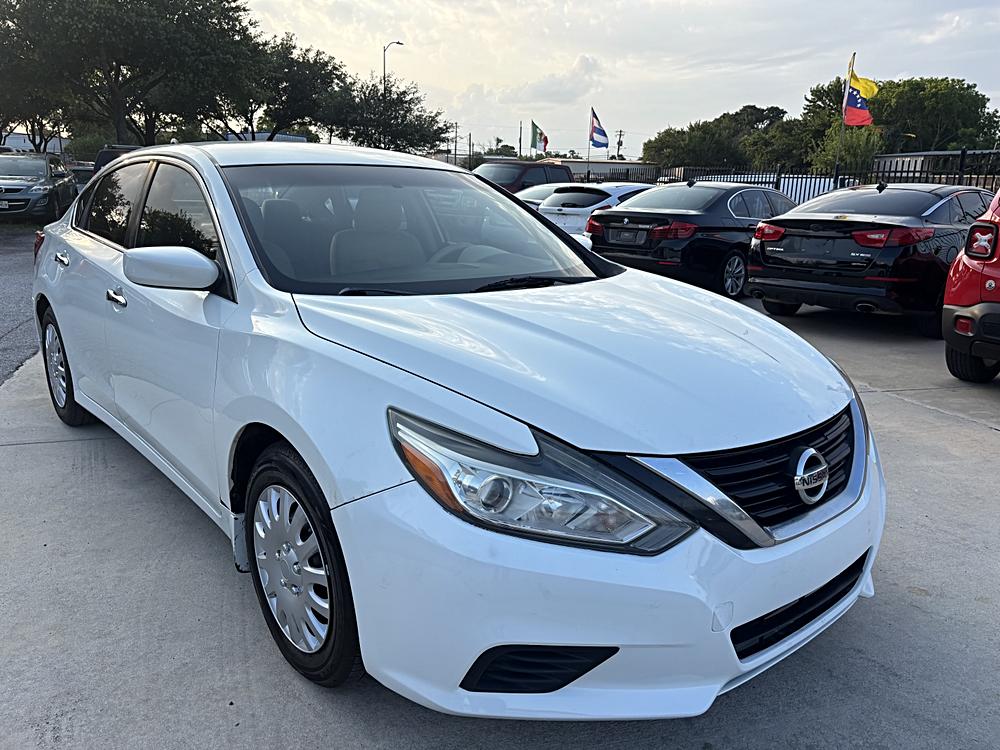 2017 Nissan Altima 2.5 S's photo