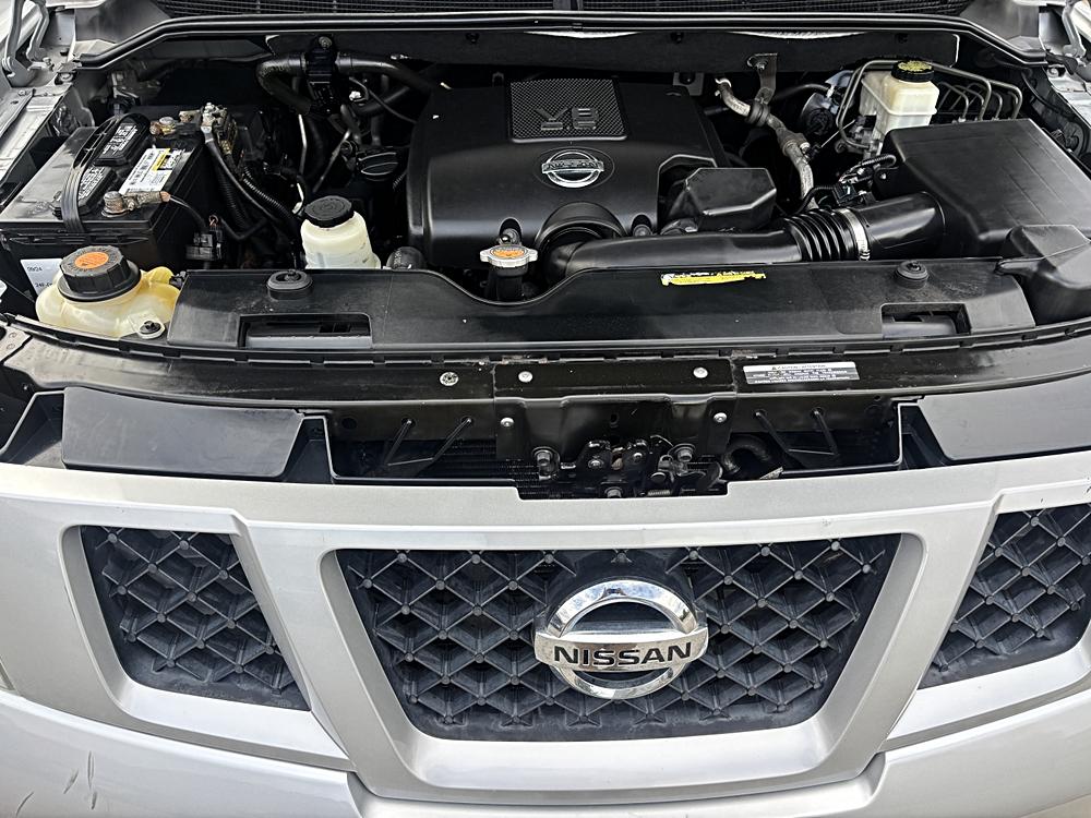 2015 Nissan Armada SV - Photo 34
