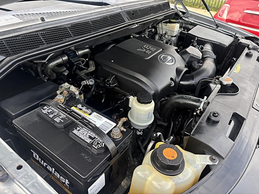 2015 Nissan Armada SV - Photo 36