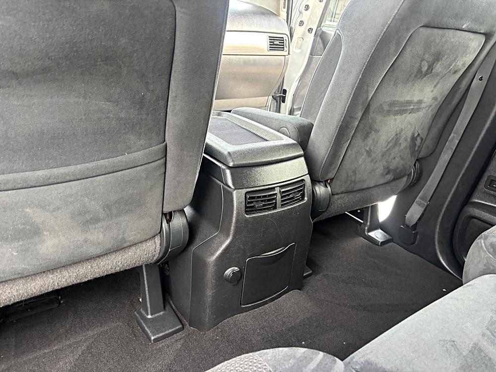 2015 Nissan Armada SV - Photo 22