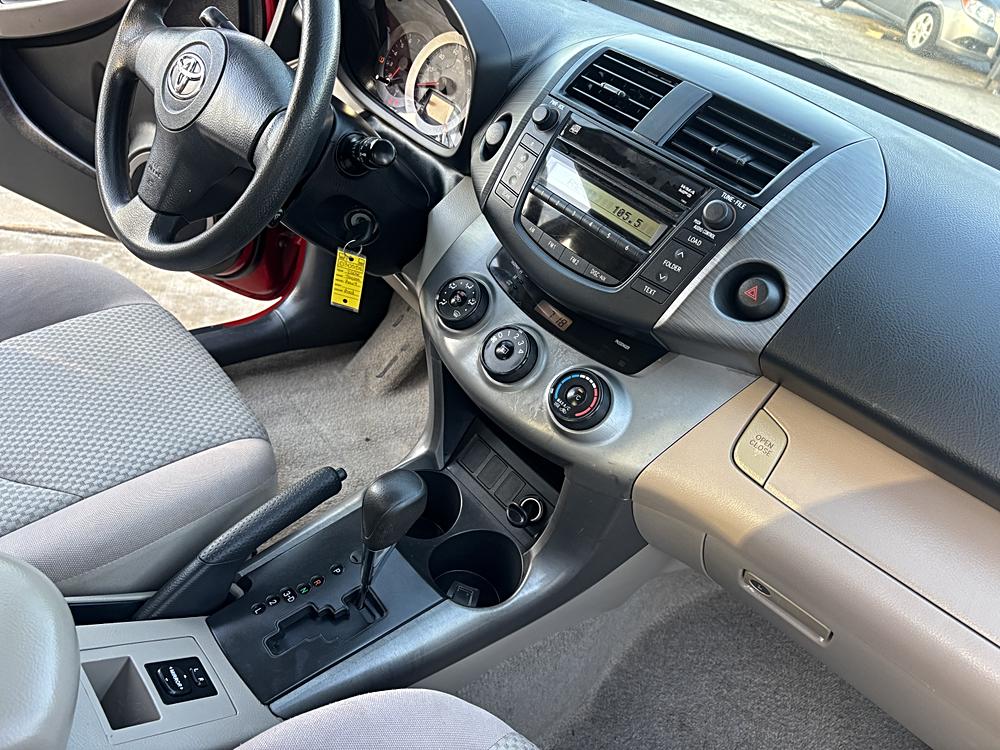 2006 Toyota RAV4 Base - Photo 19