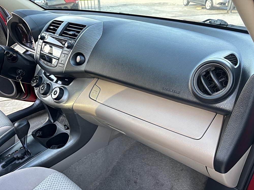 2006 Toyota RAV4 Base - Photo 18