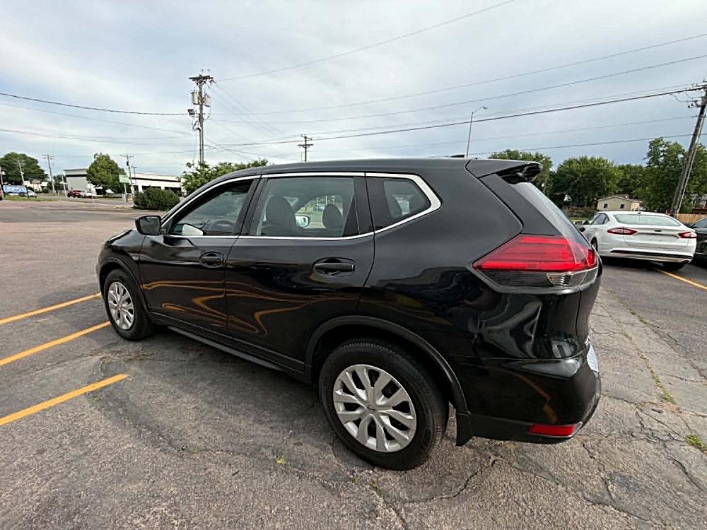 2017 Nissan Rogue S - Photo 8