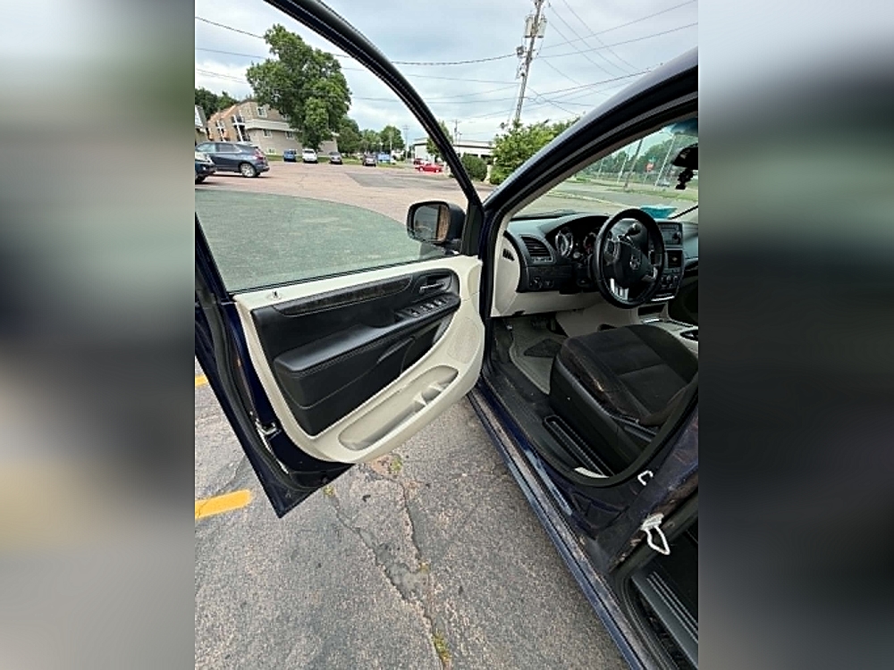 2014 Dodge Grand Caravan SXT - Photo 17