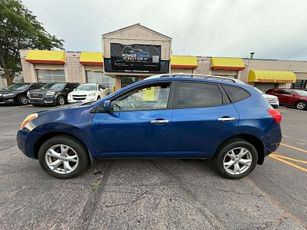 2010 Nissan Rogue SL FWD's photo