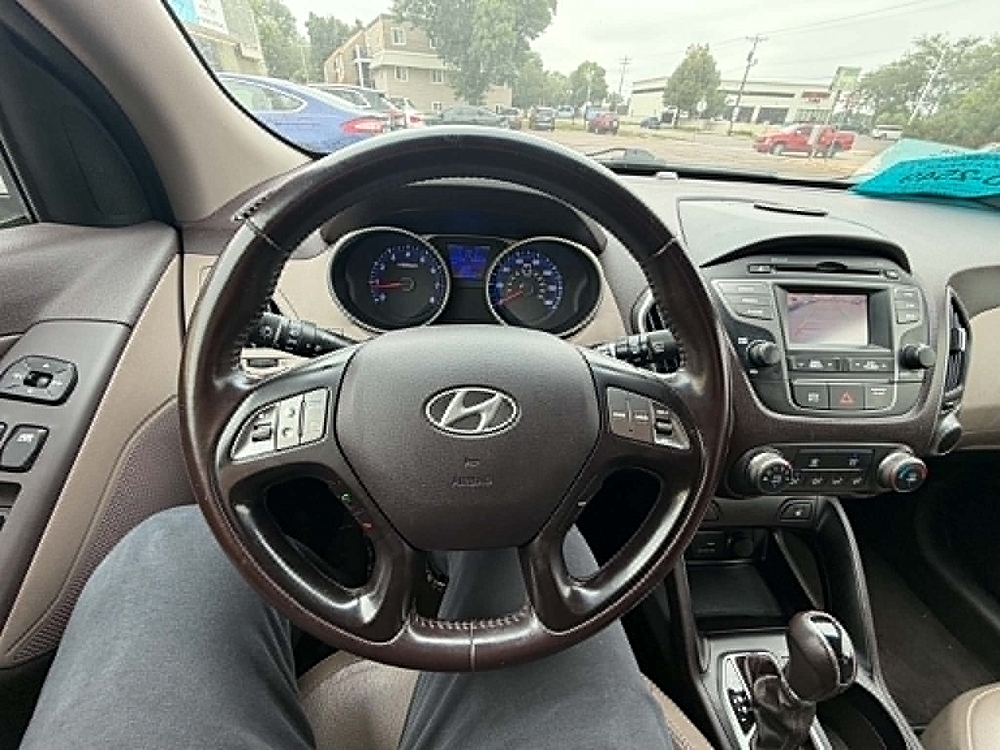 2015 Hyundai Tucson SE - Photo 12