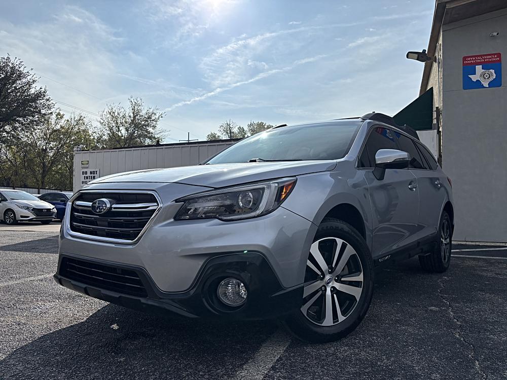 2019 Subaru Outback Limited's photo