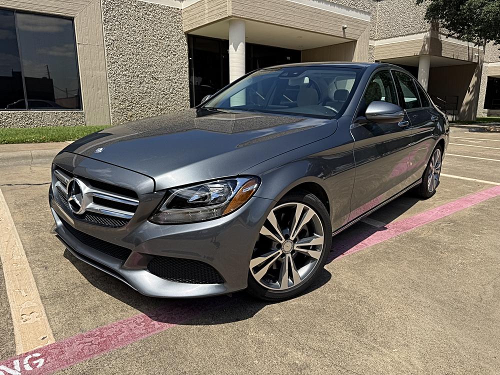 2017 Mercedes-Benz C-Class C300's photo