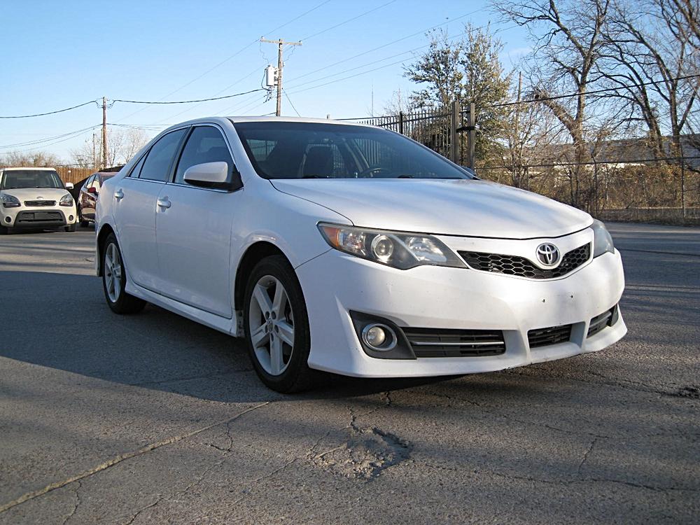2013 Toyota Camry SE