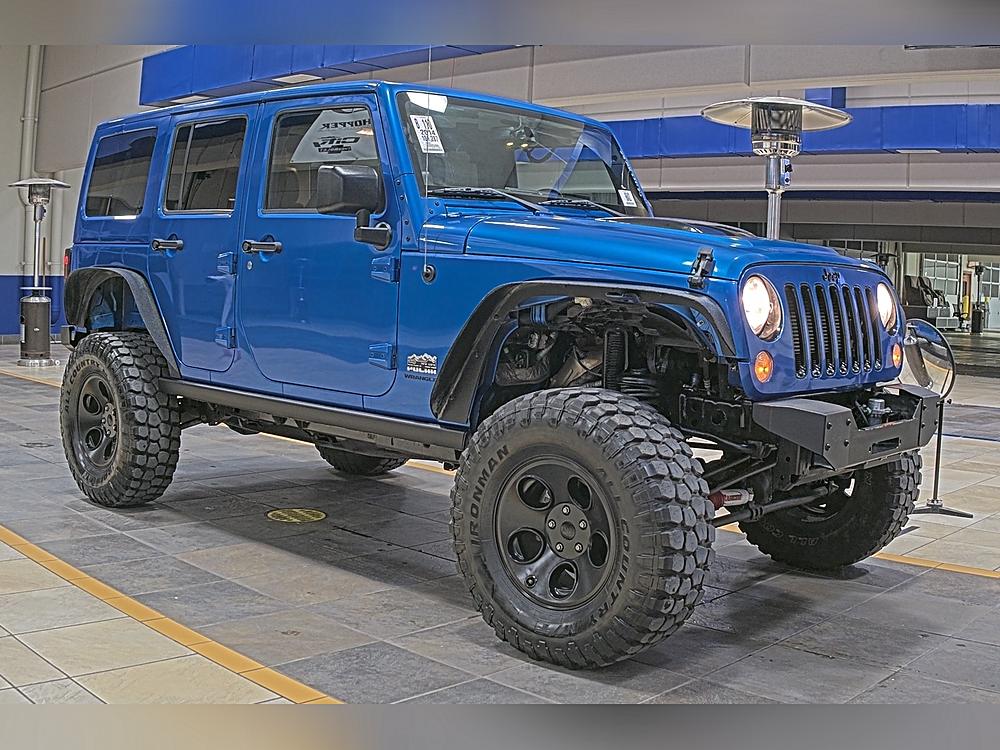 2014 Jeep Wrangler Unlimited Sahara's photo