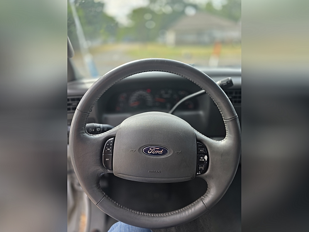 2004 Ford F-250 Super Duty XL - Photo 7