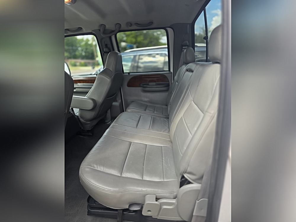2004 Ford F-250 Super Duty XL - Photo 6