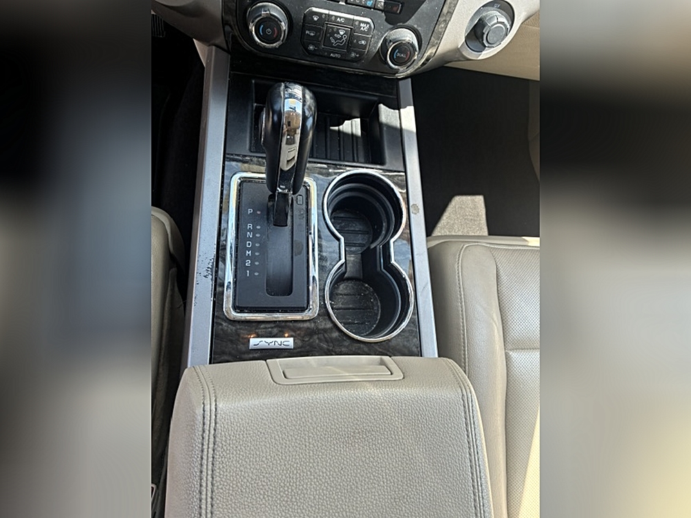 2017 Ford Expedition Limited - Photo 10