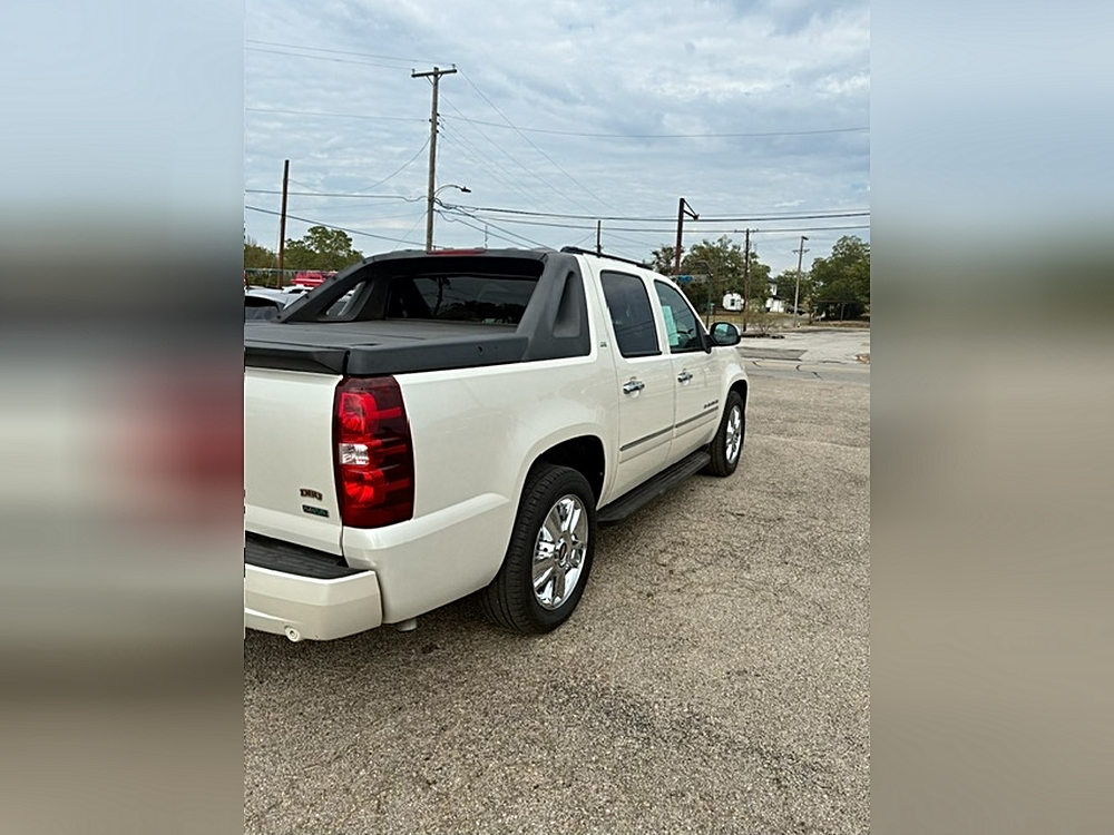 2004 Chevrolet Avalanche Base - Photo 13