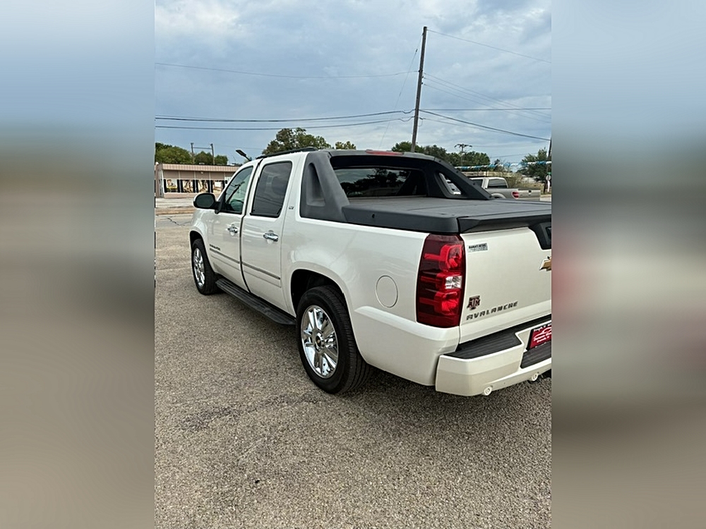 2004 Chevrolet Avalanche Base - Photo 15