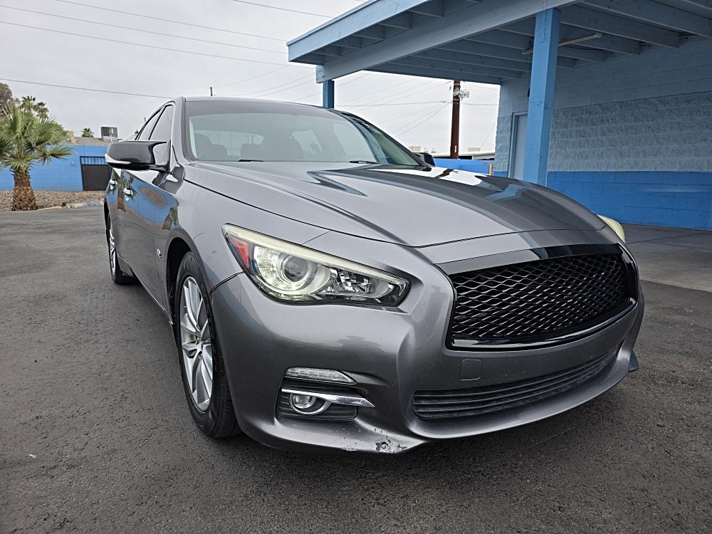 2016 INFINITI Q50