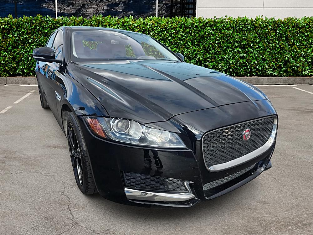 2018 Jaguar XF Premium