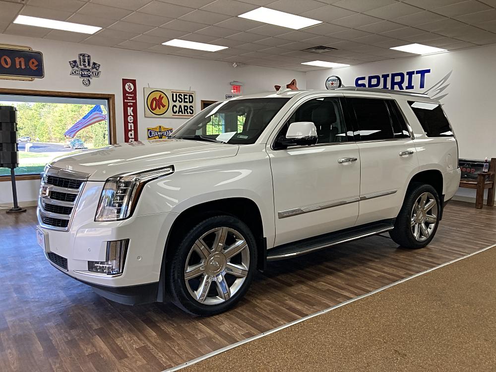 2018 CADILLAC ESCALADE LUXURY