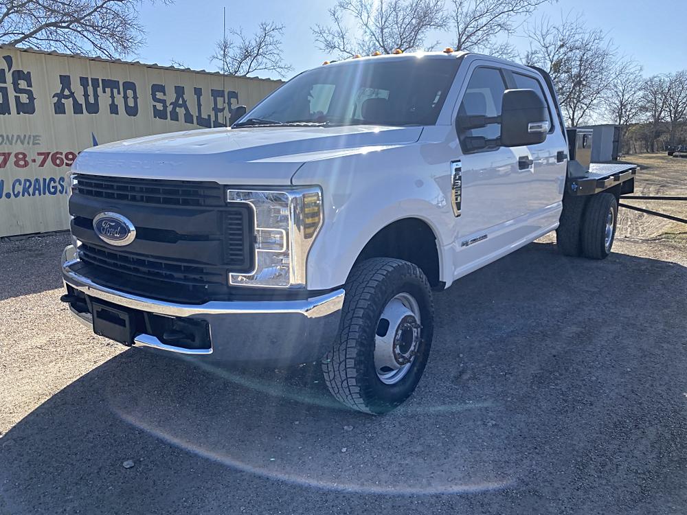 2018 Ford F-350 Super Duty Chassis Cab XL's photo
