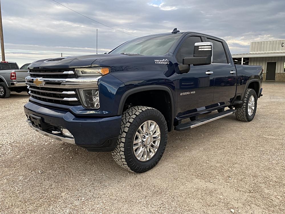 2020 Chevrolet Silverado HD High Country's photo