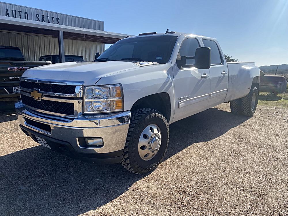 2013 Chevrolet Silverado 3500HD LTZ's photo
