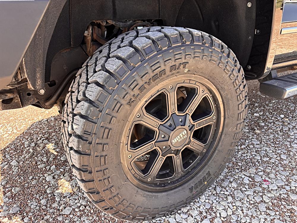 2018 GMC Sierra 3500 Denali HD Denali - Photo 11