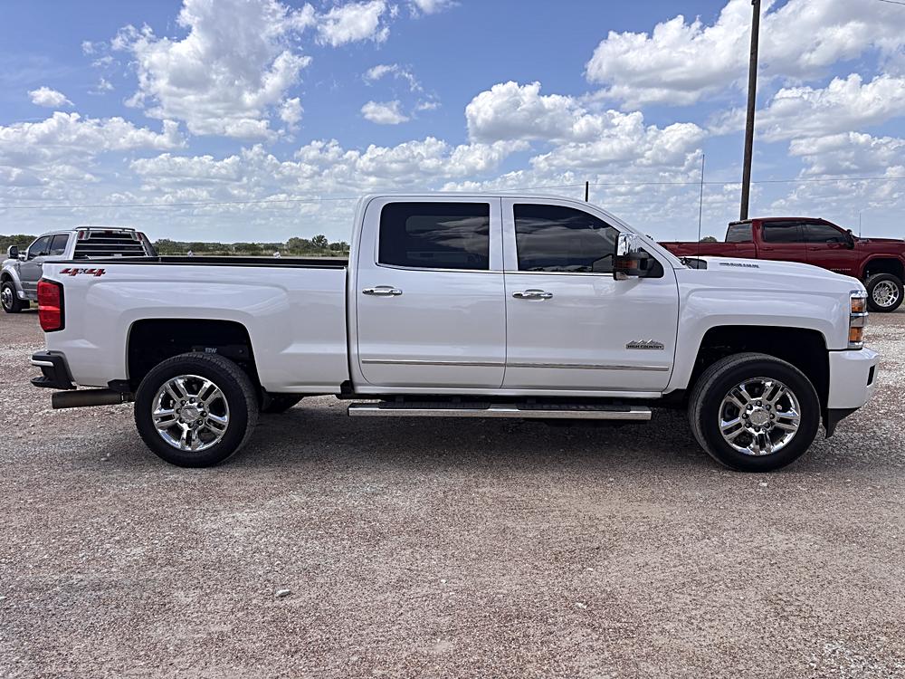 2024 Chevrolet Silverado 2500HD High Country - Photo 36