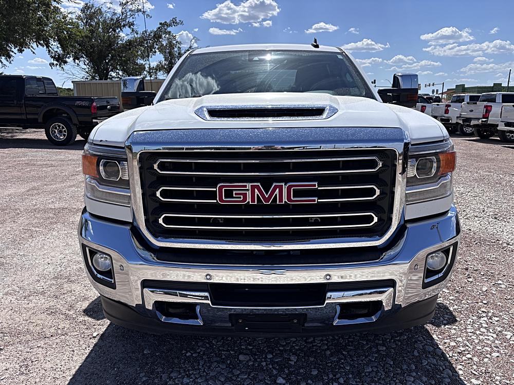 2018 GMC Sierra 2500HD SLT - Photo 9