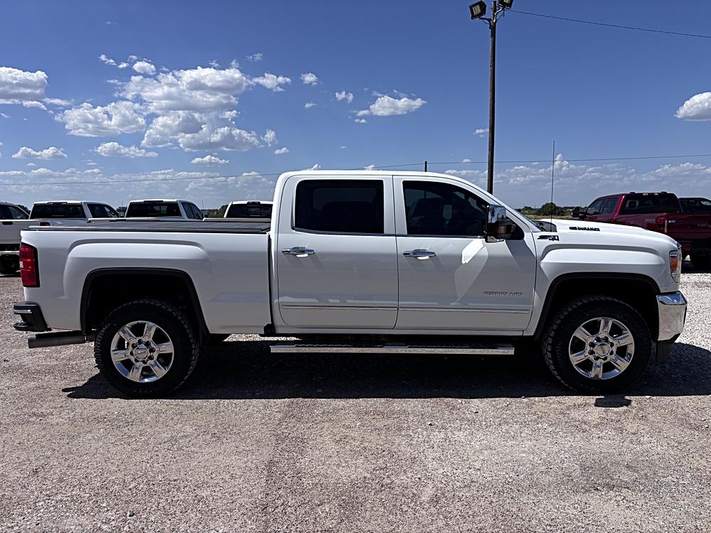 2018 GMC Sierra 2500HD SLT - Photo 7