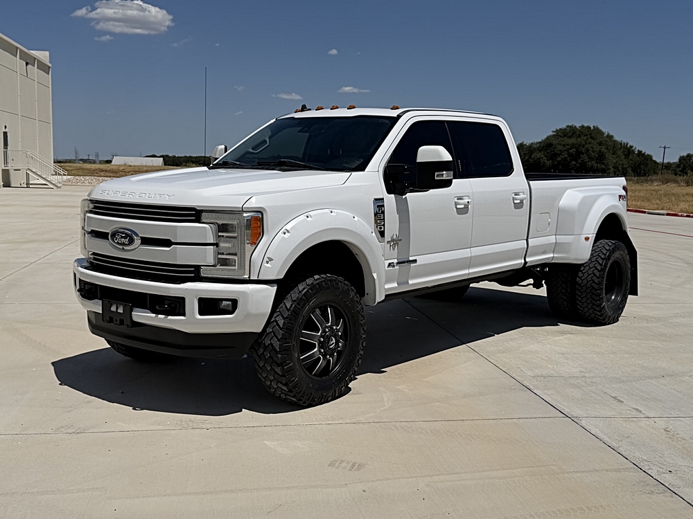 2023 Ford F-350 Super Duty XL - Photo 34